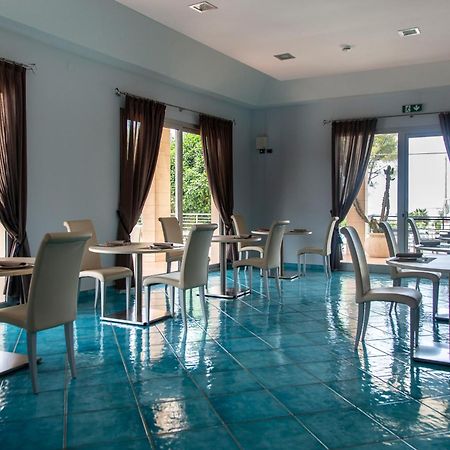 Hotel Residenza Del Mare Sant Isidoro  Exteriér fotografie