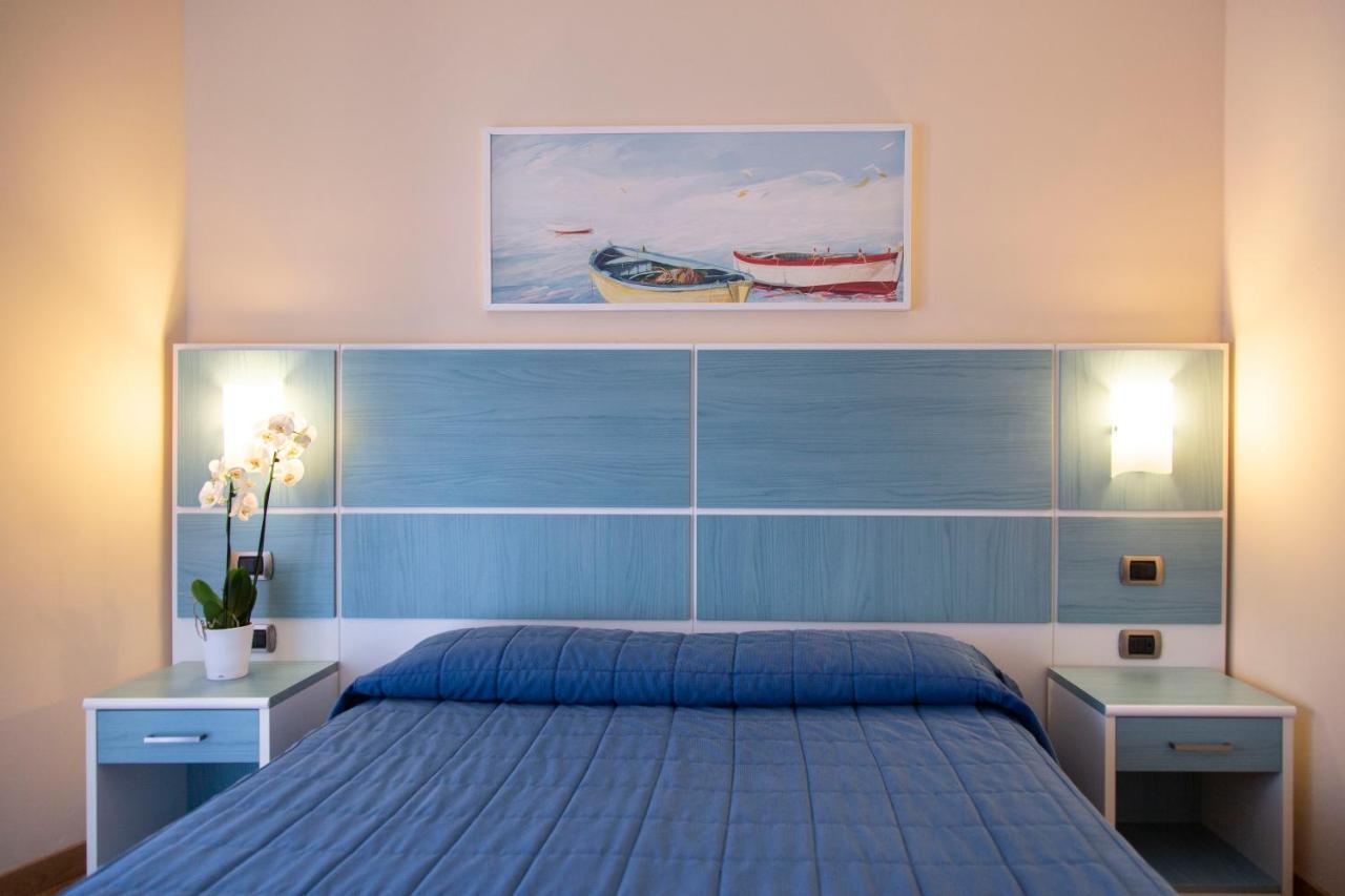 Hotel Residenza Del Mare Sant Isidoro  Exteriér fotografie